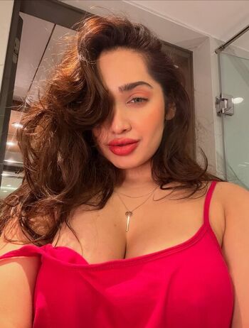 Aditi mistry leaked private content