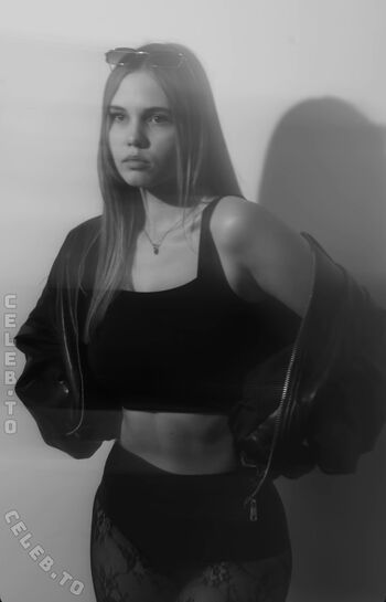 Sttaringart/ leaked private content