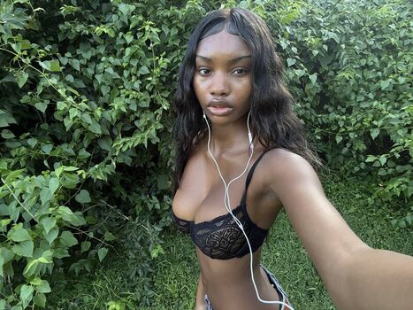 Lexi farmer/ leaked private content