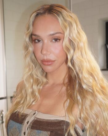 Haesicks leaked private content