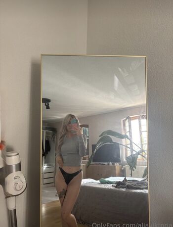 Sha carri richardson/ leaked private content