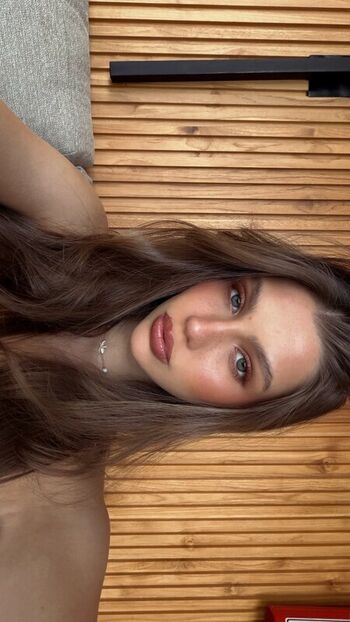 Emyii desnuda leaked private content