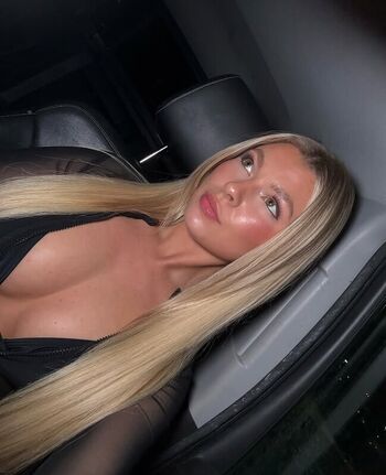 Emily feld/ leaked private content