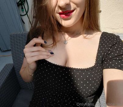 Nereasilva desnuda leaked private content