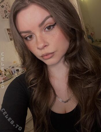 Dakota kai/ leaked private content