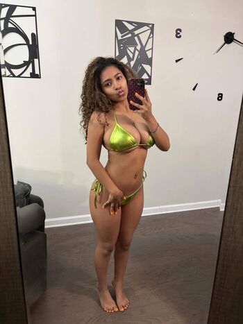 Kinky mistress leaked private content