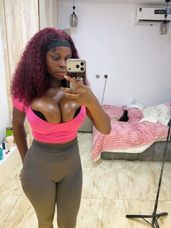 Franvioletuwu leaked private content