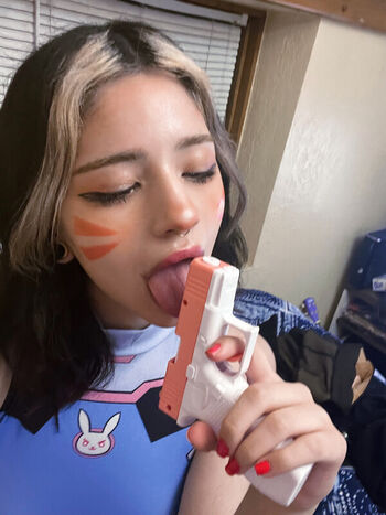 Haesicks / leaked private content