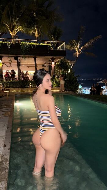 Romanie smith/ leaked private content