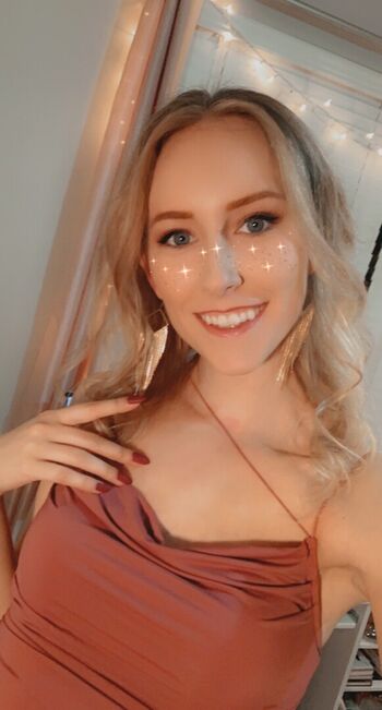 Cupquake/ leaked private content