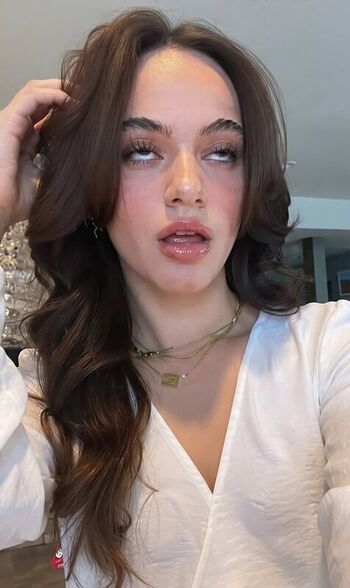 Vanessa hudgens/ leaked private content