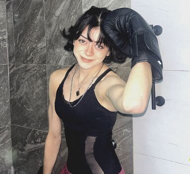 Haesicks / leaked private content