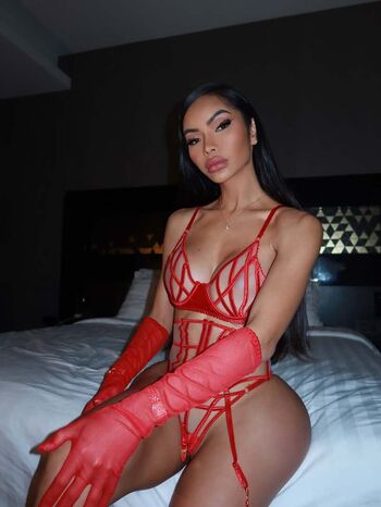 Dy chan/ leaked private content