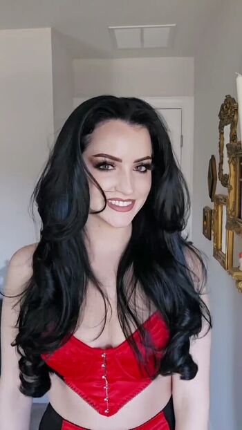 Shania valero/ leaked private content