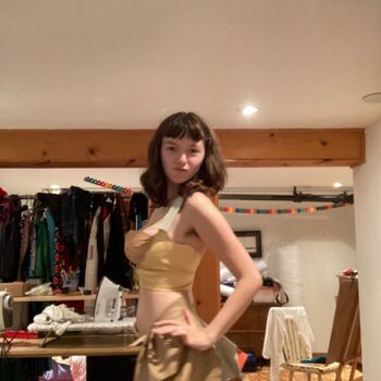 Babiibuttfree/ leaked private content