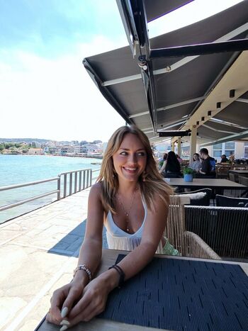 Anuschka van lent leaked private content