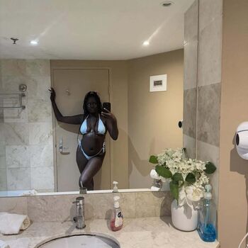 Anyang deng leaked private content