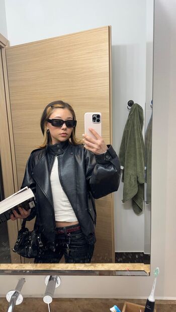 Kaiti mackenzie/ leaked private content