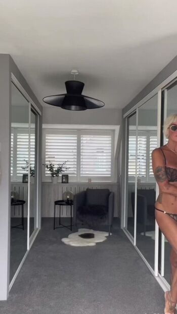Onlymaiaclayre/ leaked private content