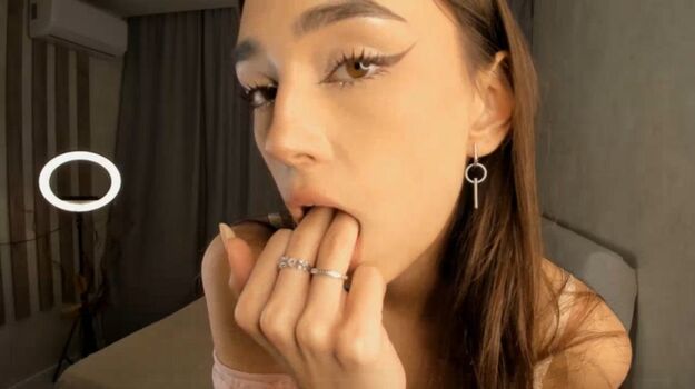 Thiccivelvet/ leaked private content