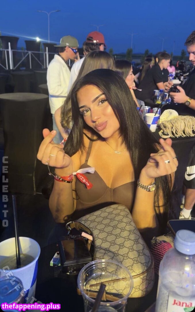 Haesicks / leaked private content