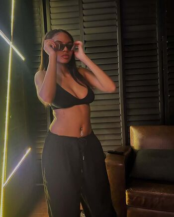 Haesicks / leaked private content