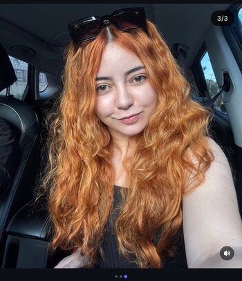 Babycaroline leaked private content