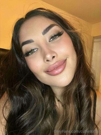 Sttaringart page leaked private content