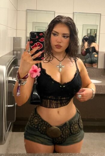 Lenaajoy leaked private content
