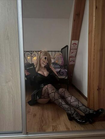 Haesicks / leaked private content