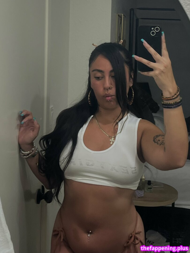 Daniela riaz/ leaked private content