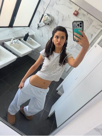 Beca michie leaked private content