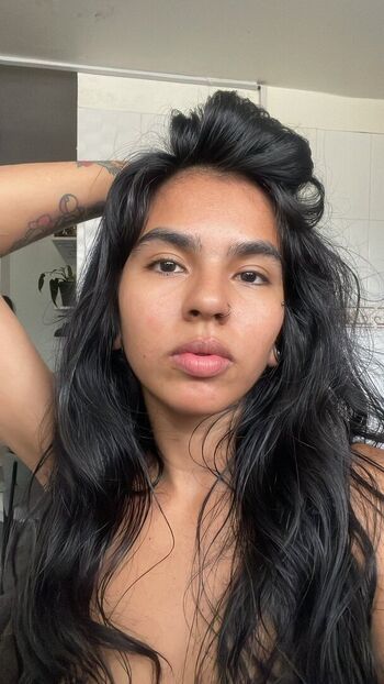 Valentina sime/ leaked private content