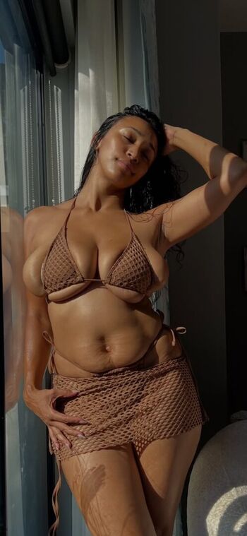 Ilayserah/ leaked private content