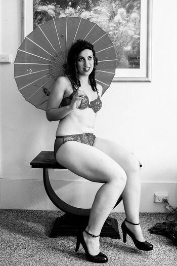 Mariannacruzz page leaked private content