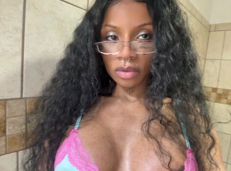 Sttaringart/ leaked private content