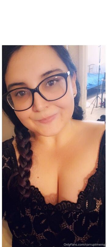 Darilate/ leaked private content