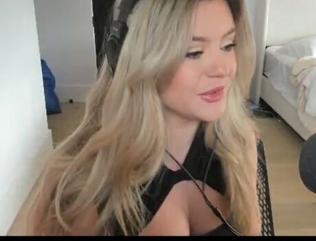 Lochnessafree/ leaked private content