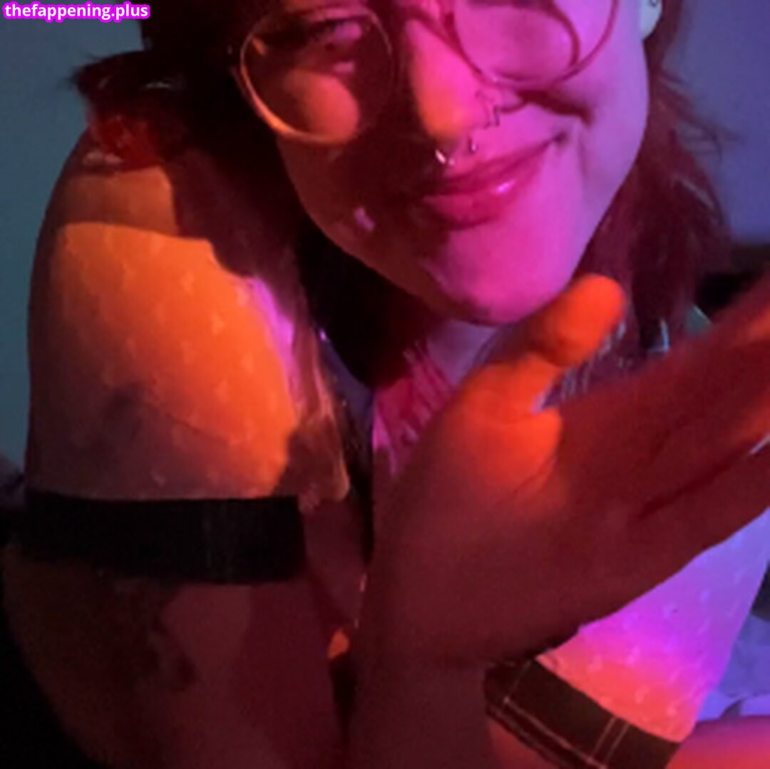 Wearewildwinter/ leaked private content