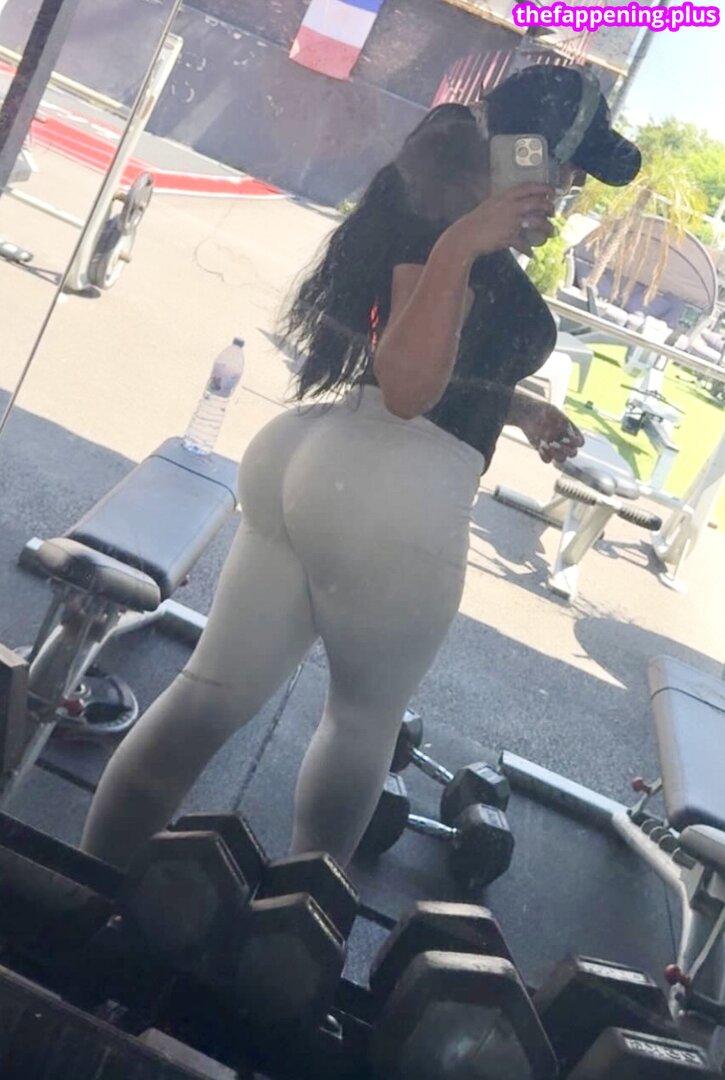 Freshmanevasky page leaked private content