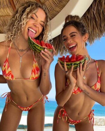 Zahra leaked private content