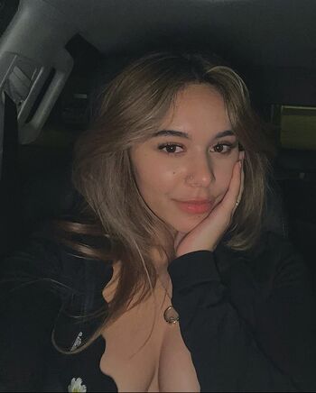 Chellchee leaked private content