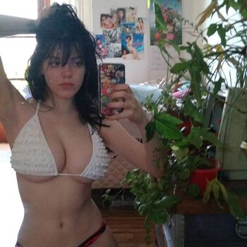 Betsyalvarezz leaked private content