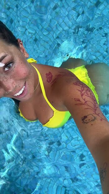 Daniela sex/ leaked private content
