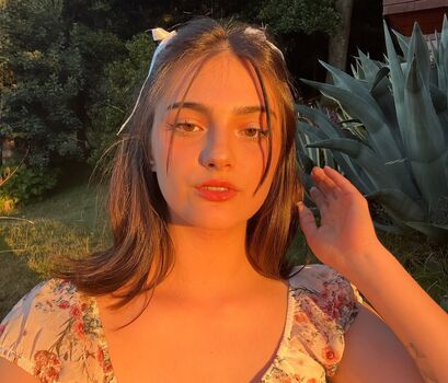 Kamryn bedore/ leaked private content