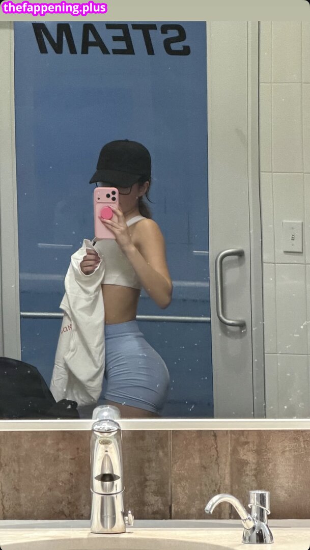 Bemelody desnuda leaked private content