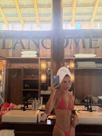 Elena daniela ungureanu/ leaked private content