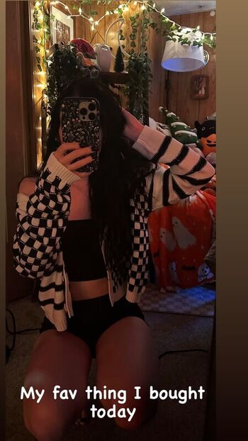 Model.ninadollts leaked private content