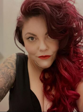 Marsabun/ leaked private content