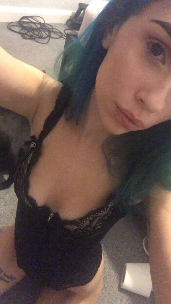 Emma louise jones/ leaked private content